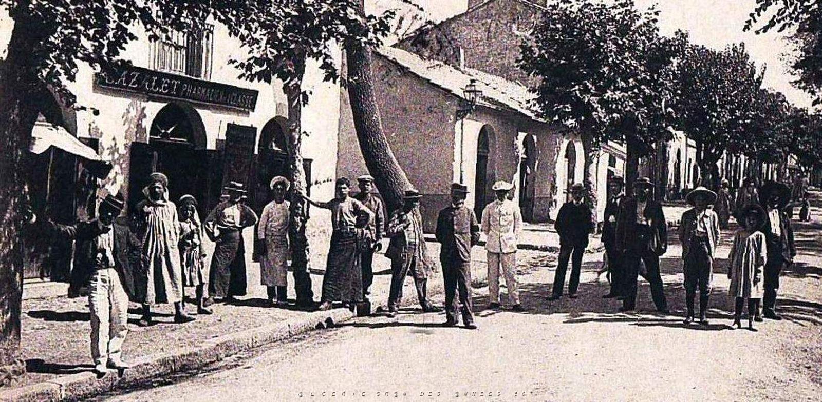2079- Teniet-El-Haad - Rue de Tiaret2 - 1909.jpg